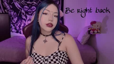 Snapshot of revenmiller_ chatting on 10.06.25 Reven online show from 10.06.25