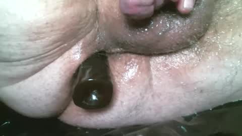 Snapshot of revict_316 chatting on 01.12.25 ICTKinkyCouple 316 online show from 01.12.25