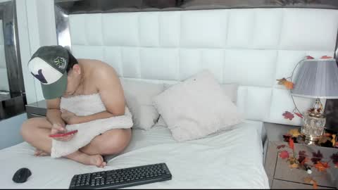 Snapshot of rexaybladee chatting on 01.12.25 Rexa y blade online show from 01.12.25