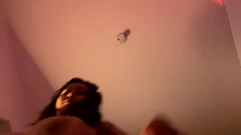 Snapshot of rexaybladee chatting on 10.29.25 Rexa y blade online show from 10.29.25