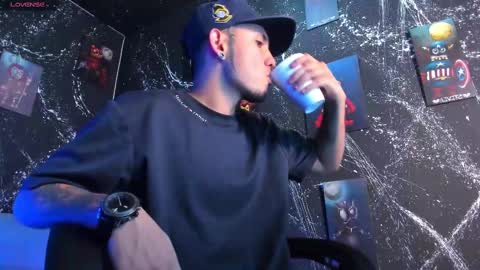Rey online show from 02.22.25