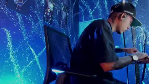 Rey online show from 09.17.25