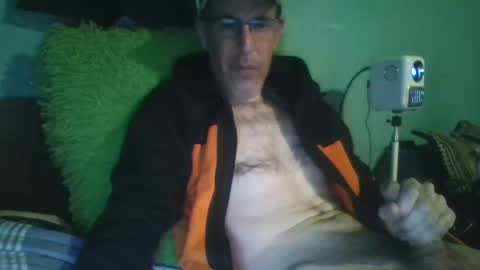 reyes_albert2006 online show from 11.30.25