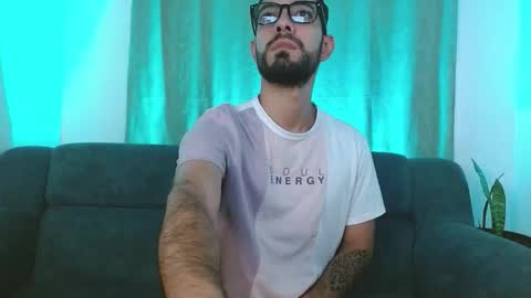 REY PABLO Independent online show from 10.13.25