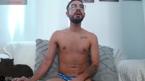 Snapshot of reypablo1 chatting on 01.18.26 REY PABLO Independent online show from 01.18.26