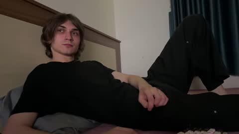 Snapshot of rezon2389 chatting on 06.14.26 rezon2389 online show from 06.14.26