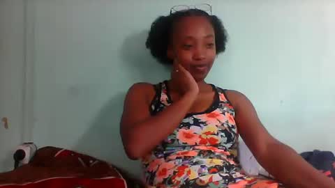 Snapshot of rhesa404090 chatting on 02.26.26 rhesa404090 online show from 02.26.26