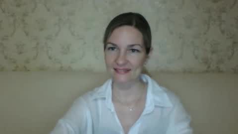 Snapshot of rialur09 chatting on 01.19.25 Galina online show from 01.19.25