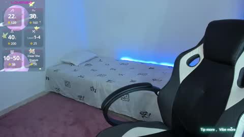 RianaK online show from 02.25.25