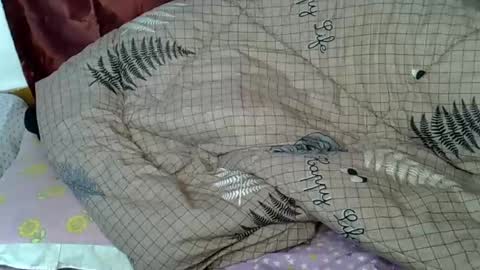 Snapshot of riana_sha chatting on 02.13.25 riana_sha online show from 02.13.25