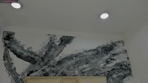 Snapshot of rianamanson chatting on 10.11.25 Riana online show from 10.11.25