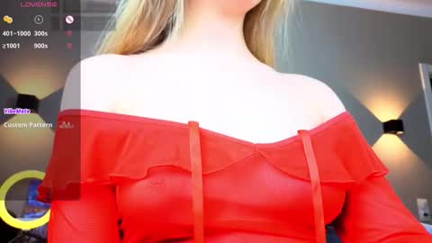 Snapshot of riawoods chatting on 02.13.26 Ria Woods online show from 02.13.26