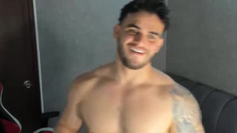 ricardogonzalez666 online show from 12.17.24