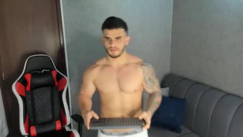 ricardogonzalez666 online show from 12.21.24