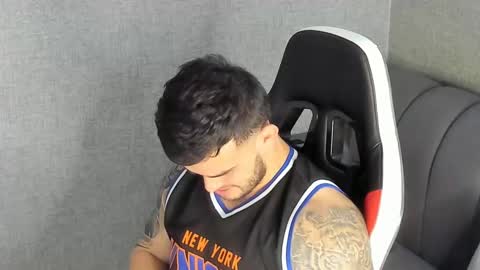 ricardogonzalez666 online show from 02.26.25