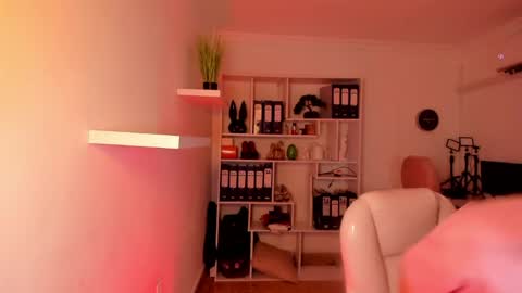 Snapshot of riccirizzo chatting on 05.30.26 Ricci and Rizzo online show from 05.30.26