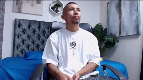 richar_voller online show from 12.16.24