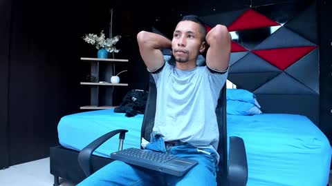 richar_voller online show from 12.22.24