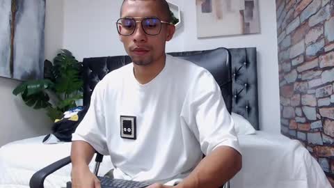 richar_voller online show from 12.28.24