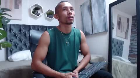 richar_voller online show from 12.22.25