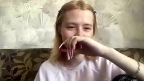 Snapshot of richellearmentrout chatting on 06.23.26 jenny online show from 06.23.26