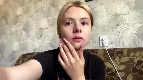 Snapshot of richellearmentrout chatting on 07.01.26 jenny online show from 07.01.26