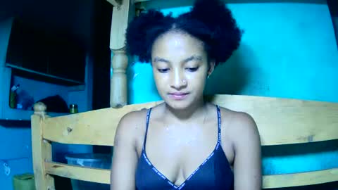 Snapshot of richinah3112 chatting on 02.24.25 richinah3112 online show from 02.24.25