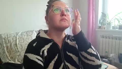 Anna - not anna - right Anna  online show from 01.10.26