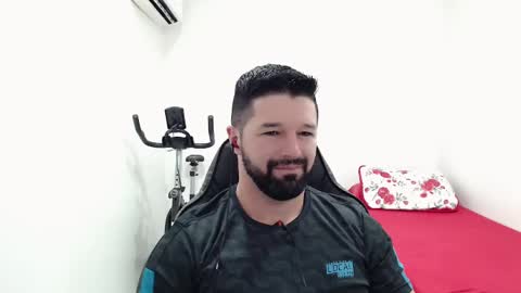 Snapshot of richrolland chatting on 03.08.25 Rickseduction online show from 03.08.25