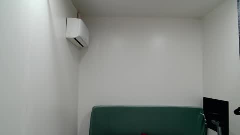 Snapshot of richrolland chatting on 11.10.25 Rickseduction online show from 11.10.25