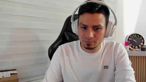 Snapshot of rick_diesel chatting on 11.04.25 Rick Diesel online show from 11.04.25