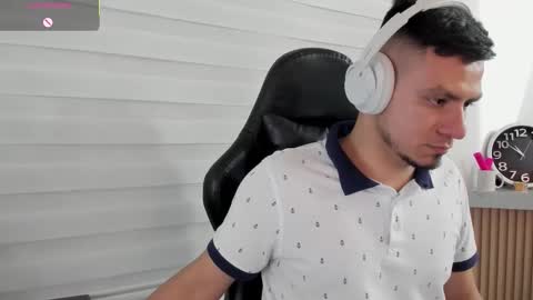 Snapshot of rick_diesel chatting on 11.08.25 Rick Diesel online show from 11.08.25