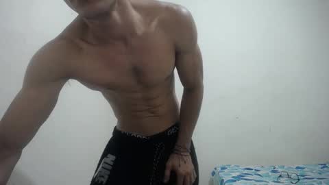 rickcumhot13 online show from 11.02.25