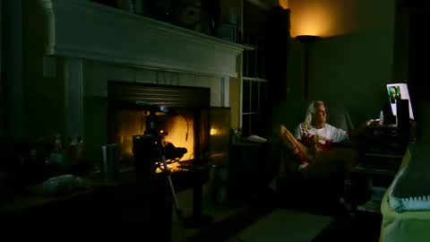 PINK HOLE TWINK online show from 10.12.25