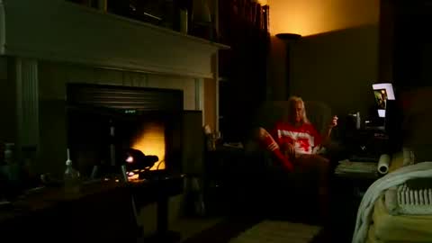 PINK HOLE TWINK online show from 03.01.26