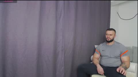 Snapshot of rickymiami1 chatting on 02.18.26 rickymiami1 online show from 02.18.26