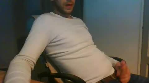 Snapshot of ricooo465 chatting on 04.10.26 ricooo465 online show from 04.10.26