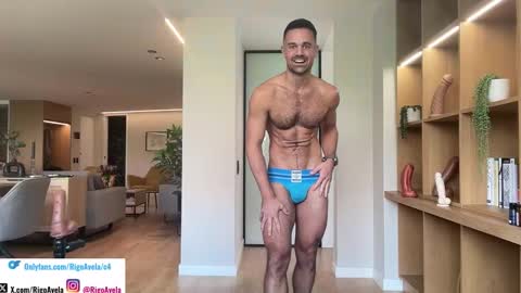 Snapshot of rigoavela chatting on 02.12.26 Rigo Avela online show from 02.12.26