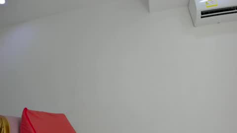 Rihanna Abiodun online show from 05.13.26