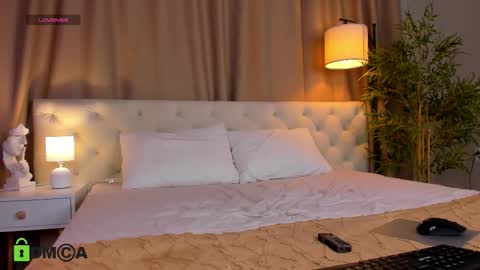 Snapshot of rihanna_walker chatting on 10.12.25 rihanna_walker online show from 10.12.25