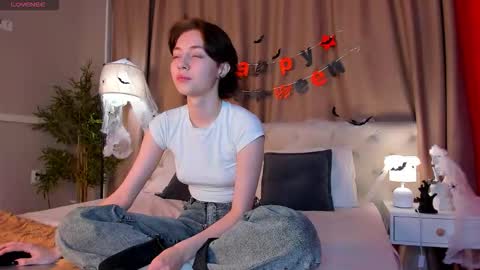 Snapshot of rihanna_walker chatting on 10.26.25 rihanna_walker online show from 10.26.25