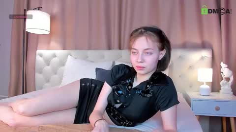 Snapshot of rihanna_walker chatting on 11.16.25 rihanna_walker online show from 11.16.25