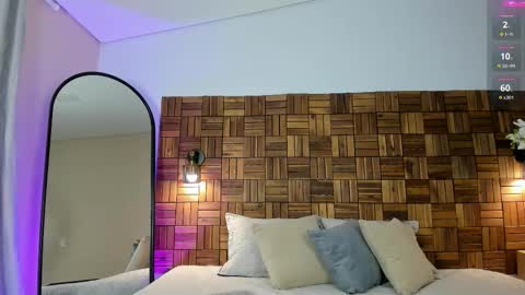 Snapshot of rihannadeep chatting on 11.10.25 Sara online show from 11.10.25