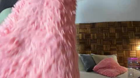 Sara online show from 12.16.25