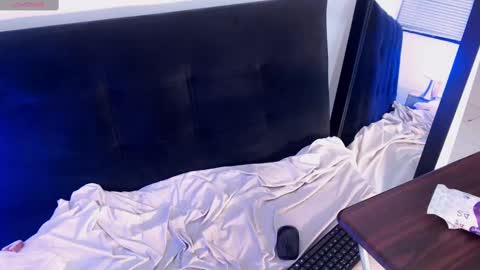 RIHONNA online show from 09.19.25