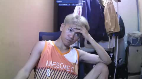 riiichie12 online show from 10.18.25