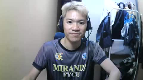 riiichie12 online show from 10.31.25