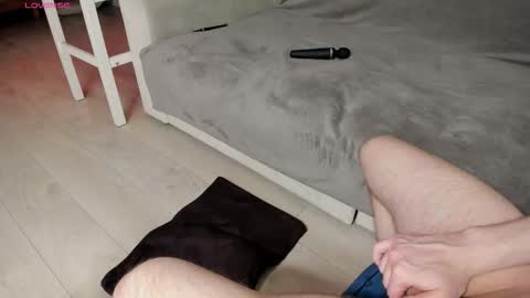 Snapshot of riki_tiki_tavi_time chatting on 10.27.25 Victor Maria online show from 10.27.25