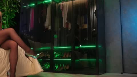    if you wanna buy smth stockingsph etc  custom videos or pics  online show from 12.06.24