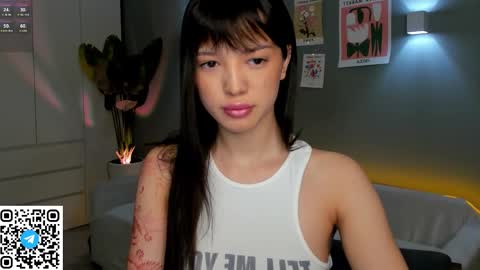 Snapshot of riko_asada chatting on 10.05.25 Riko Asada online show from 10.05.25